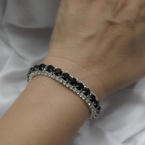 Bracelet Sterling Silver Plated Black Australian Cubic Zirconia 7" - Picture 1 of 9